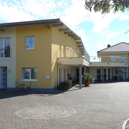 Gaestehaus Weingut Glas Neustadt an der Weinstraße Exterior foto